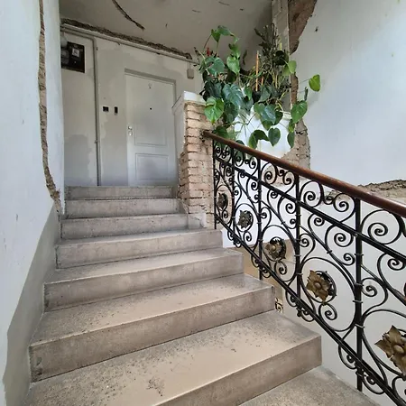 Apartment La Donna Room, 3rd Floor, No Elevator Zagreb